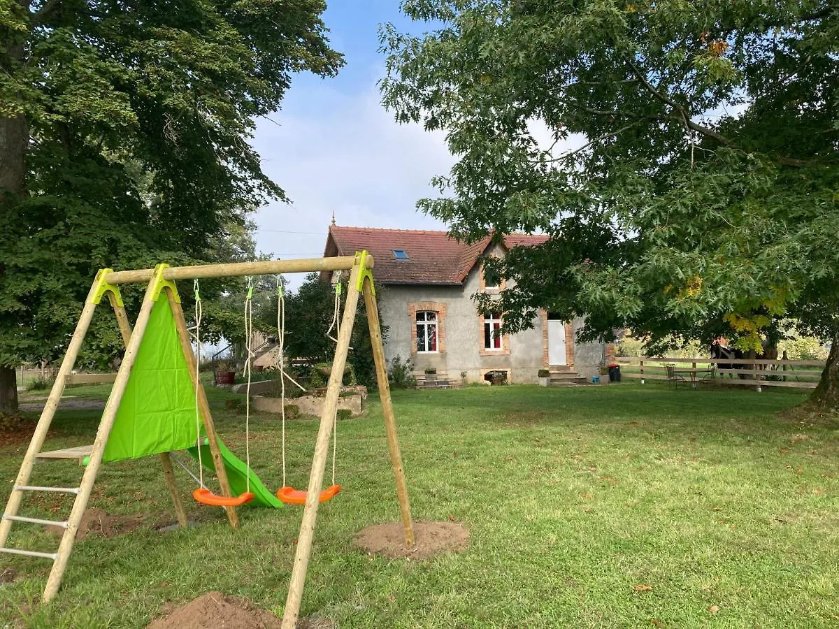 Holiday home Gite Chaumiere Chateau De La Bouchatte Chazemais France